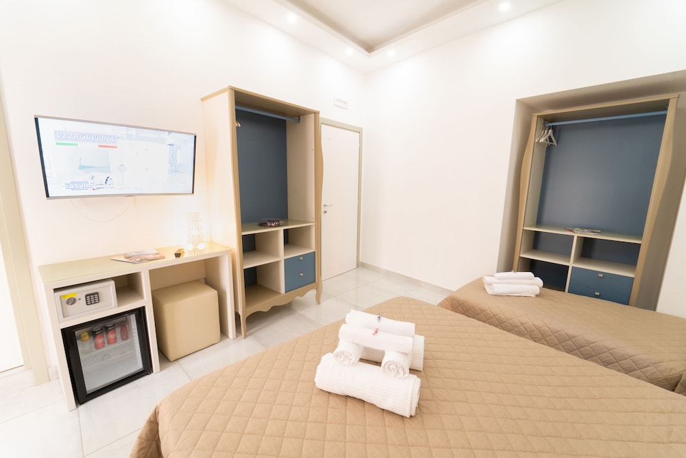 Family Quadruple Room, Annex Building (Corso Umberto 311) photo 3
