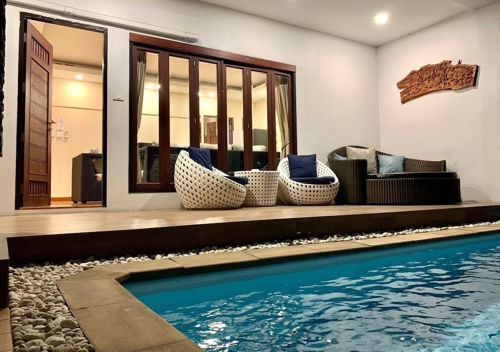 Family Villa, Private Pool photo 3