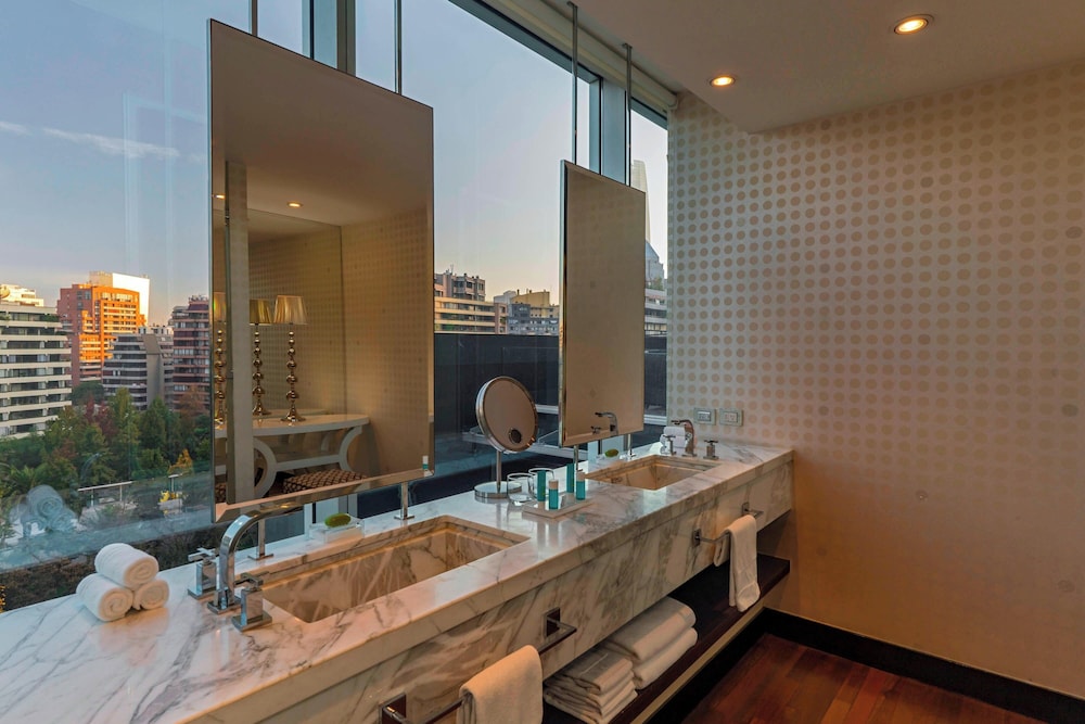 Penthouse, 1 King Bed, Terrace, Corner - Photo 6