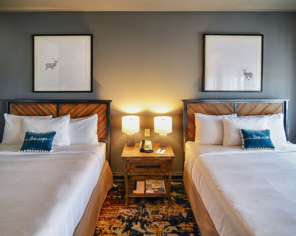 Room, 2 Queen Beds, Non Smoking photo 2