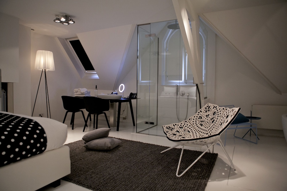Suite XL Landmark Loft photo 1