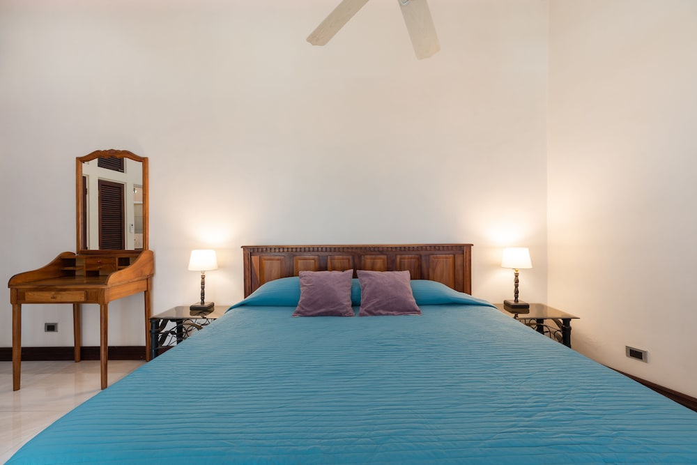 Deluxe Double Room, City View photo 3