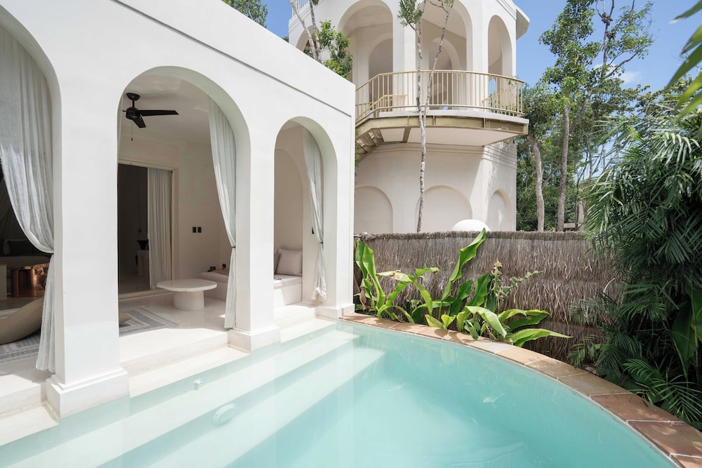 Deluxe Villa - Photo 21