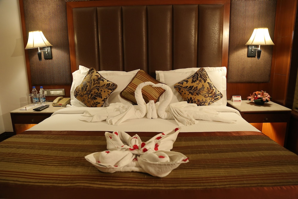 Deluxe Room - Photo 10