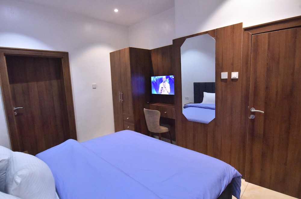 Executive Apartment photo 2
