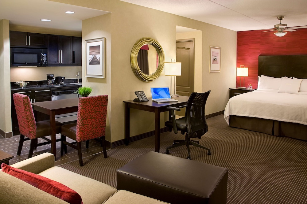 Studio Suite, 1 King Bed, Non Smoking photo 1