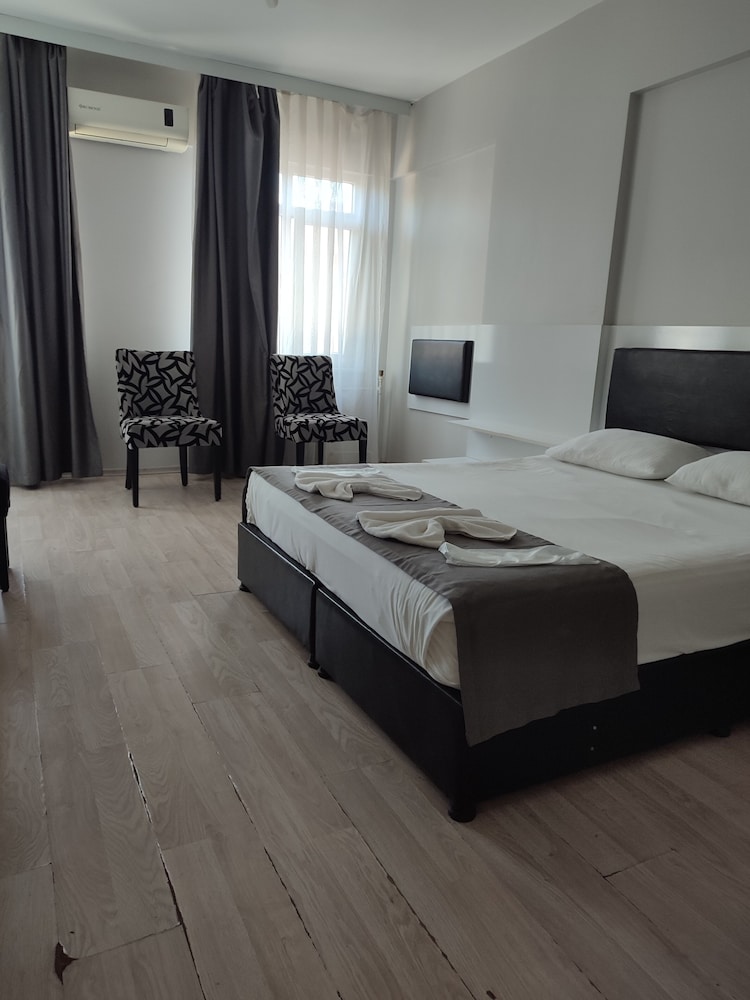 Standard Double Room photo 1