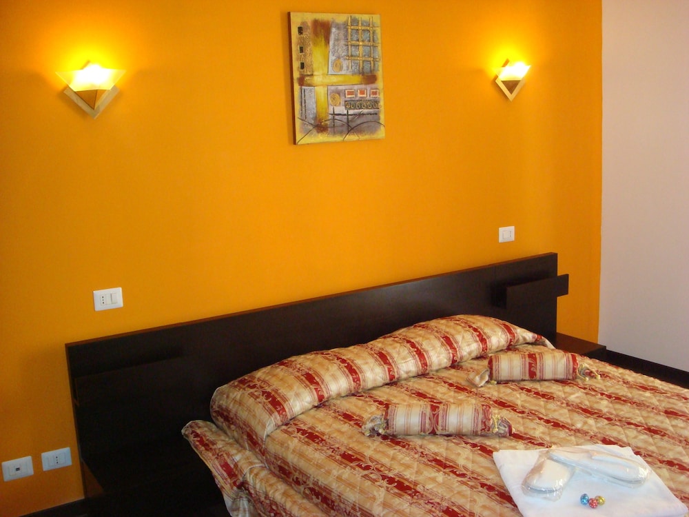 Standard Double Room, City View