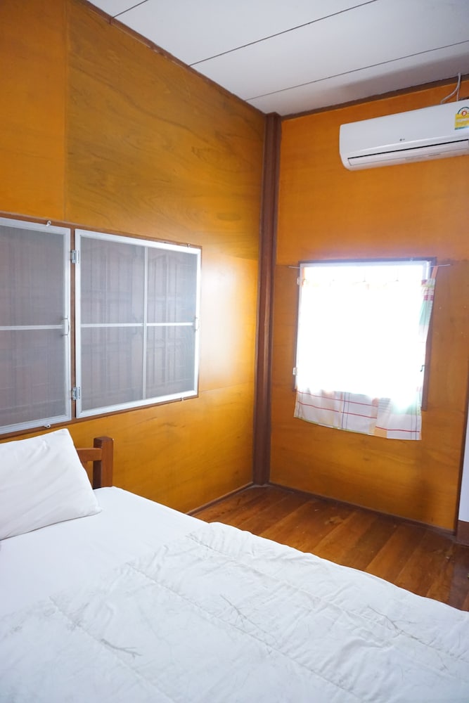Standard Double Room photo 2