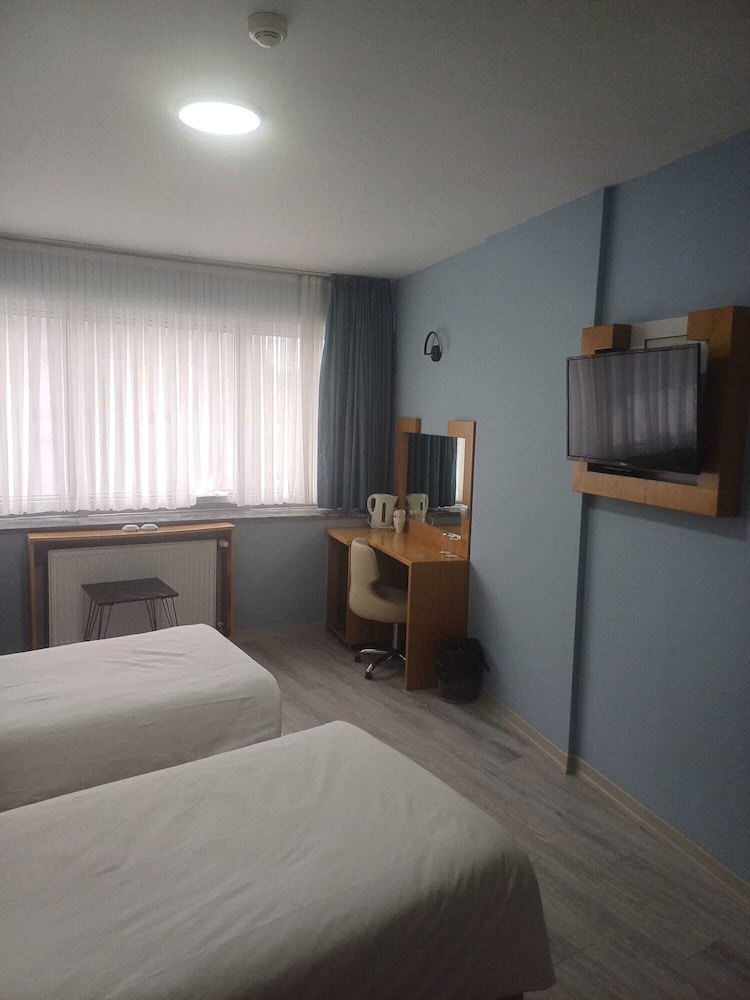 Standard Twin Room photo 1
