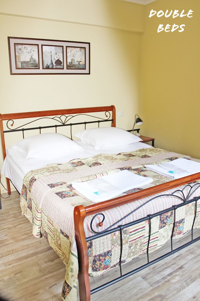 Basic Double Room photo 3