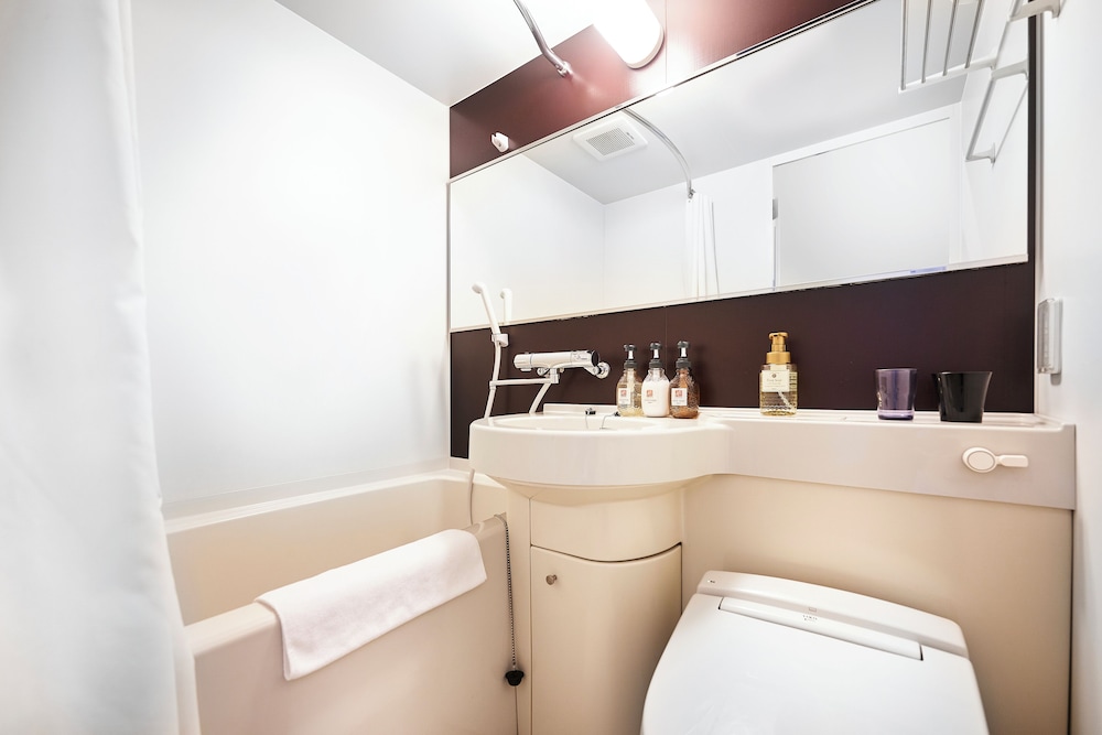 Standard Double Room - Photo 8