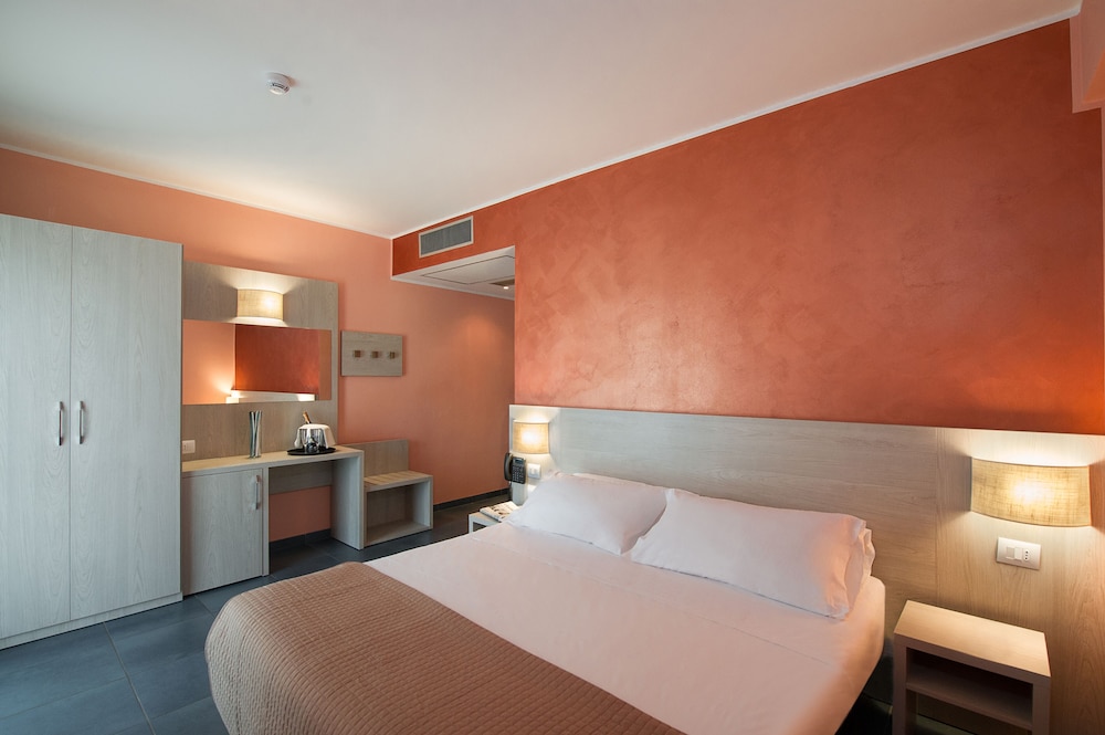 Standard Double Room Single Use