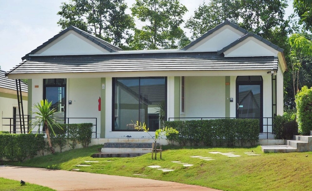 Family Villa , Garden View ( 2 Bedroom - 1 Living room ) photo 2