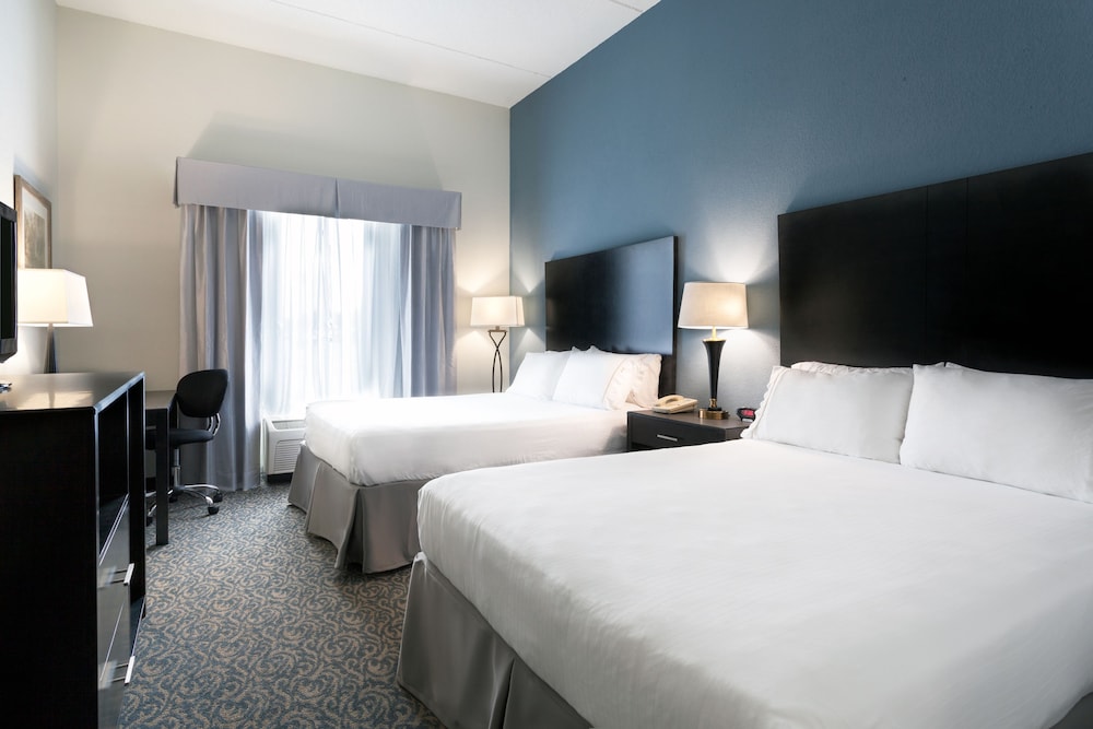 Standard Room, 2 Double Beds, Ground Floor - Photo 3