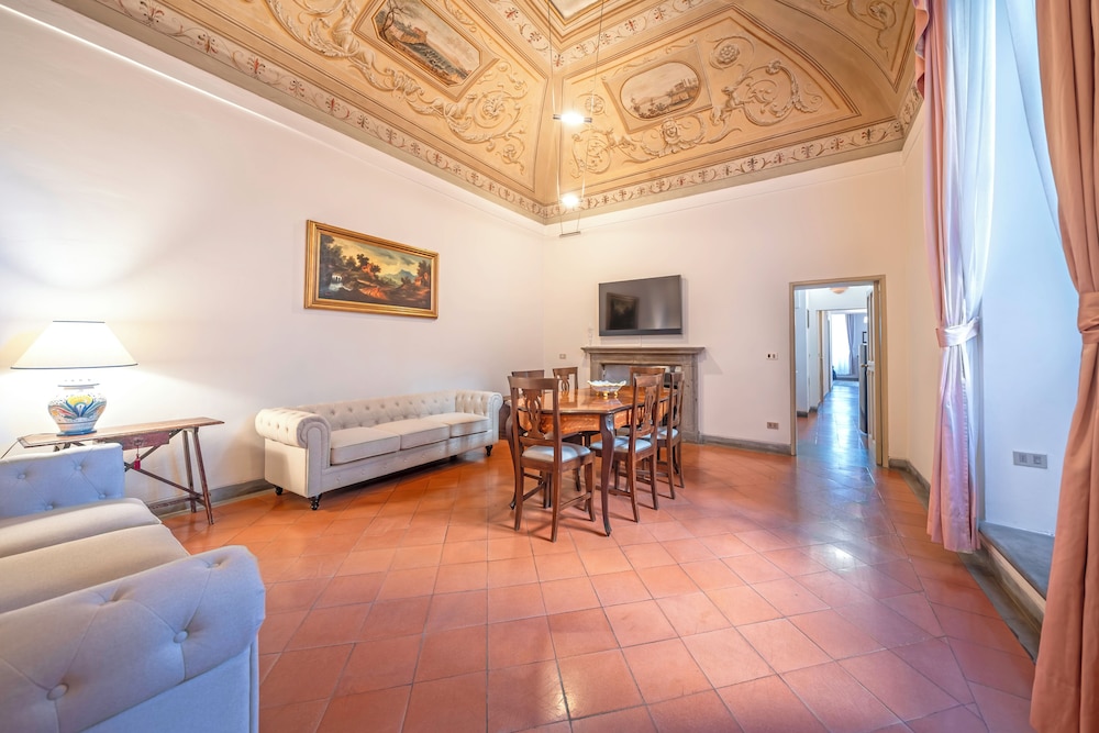 Luxury Apartment, City View