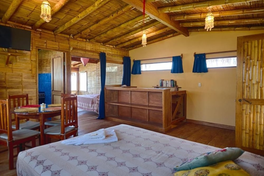 Bungalow, 3 Bedrooms (7 pax) photo 1