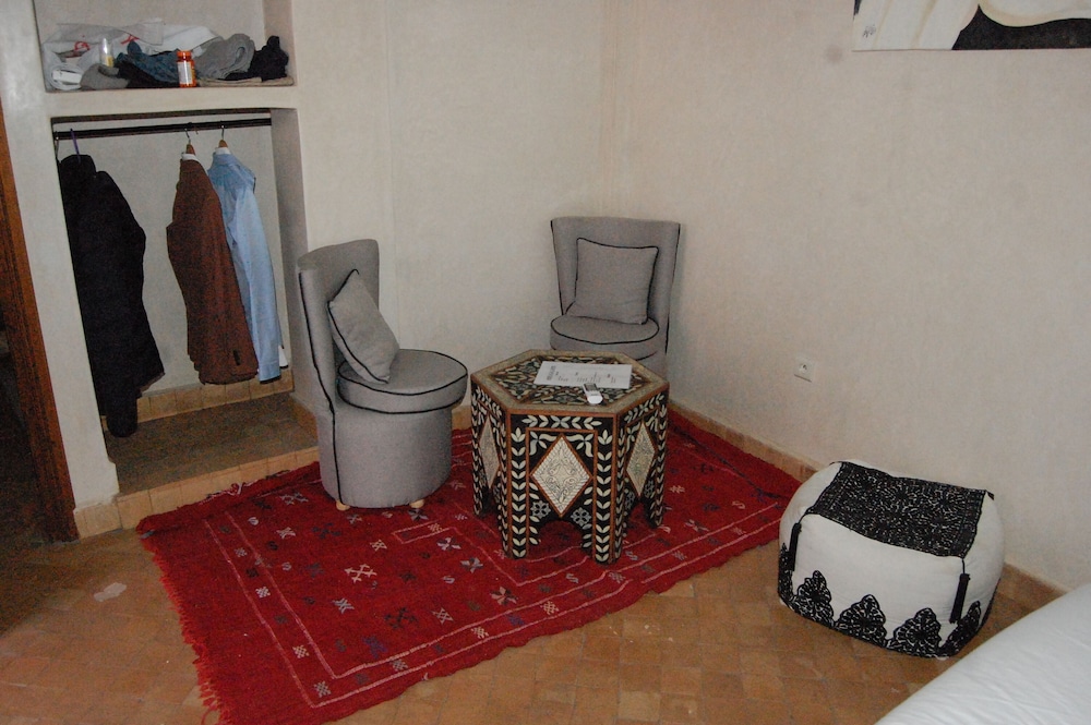 Suite - Photo 4