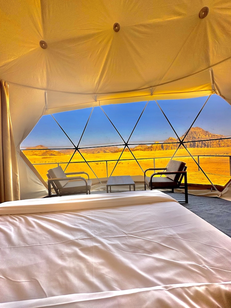 Martian Tent - Photo 1