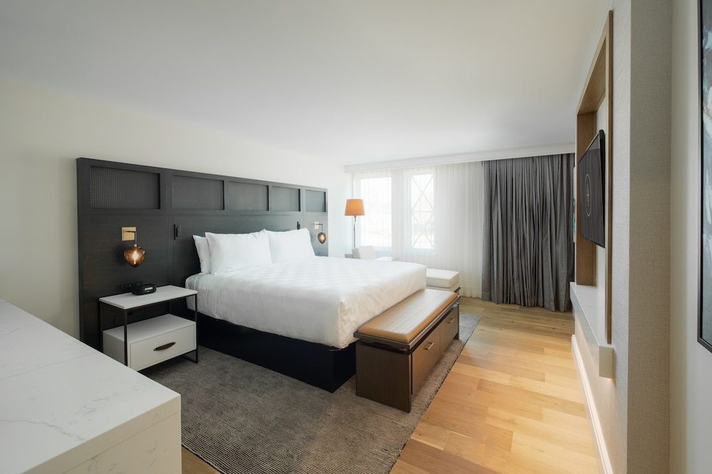 Deluxe Double Room, 2 Queen Beds - Photo 2