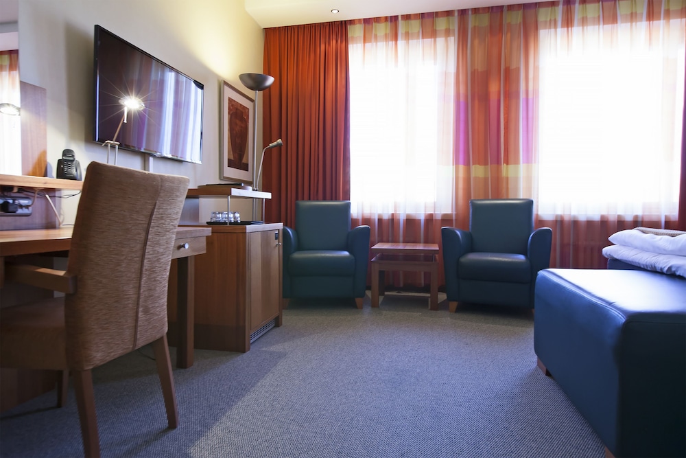 Standard Queen Room photo 1
