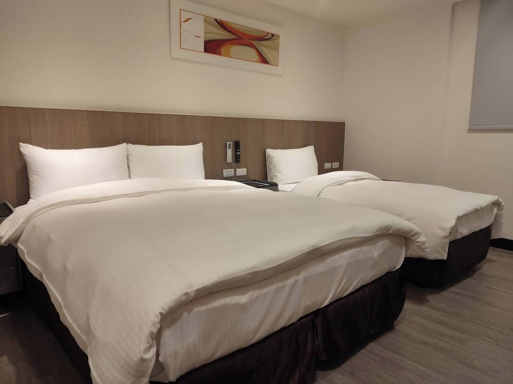 Triple Room, Multiple Beds, Non Smoking