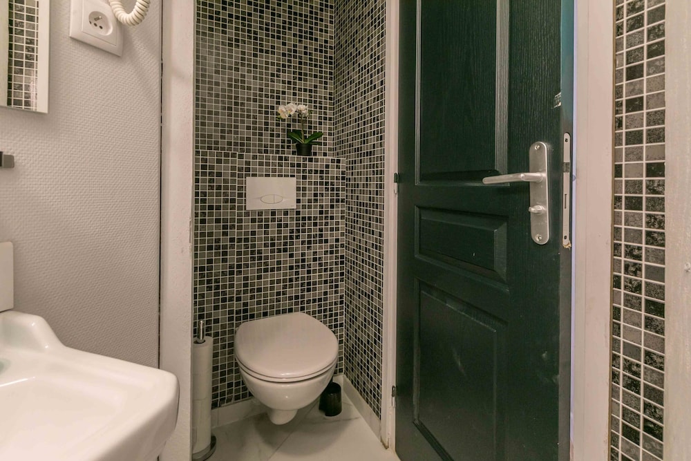 Classic Apartment, 2 Double Beds, Non Smoking (13) photo 3