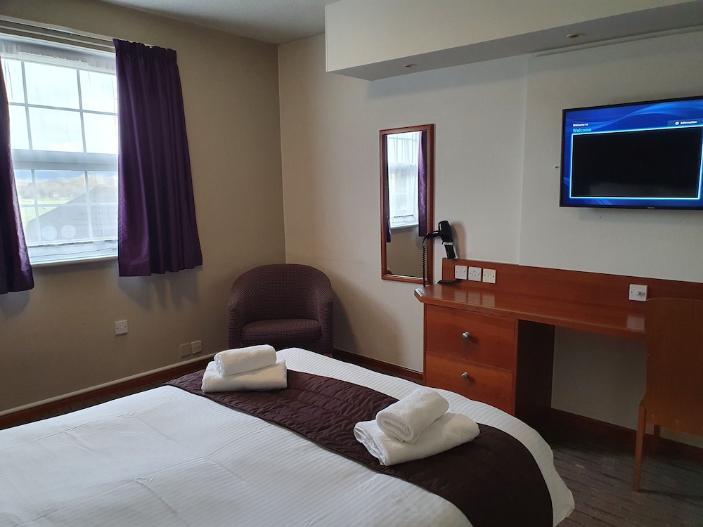 Double Room - Photo 6