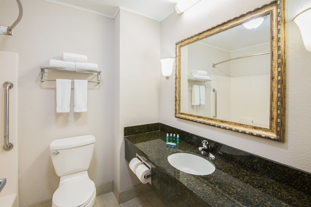 Standard Room - Photo 5