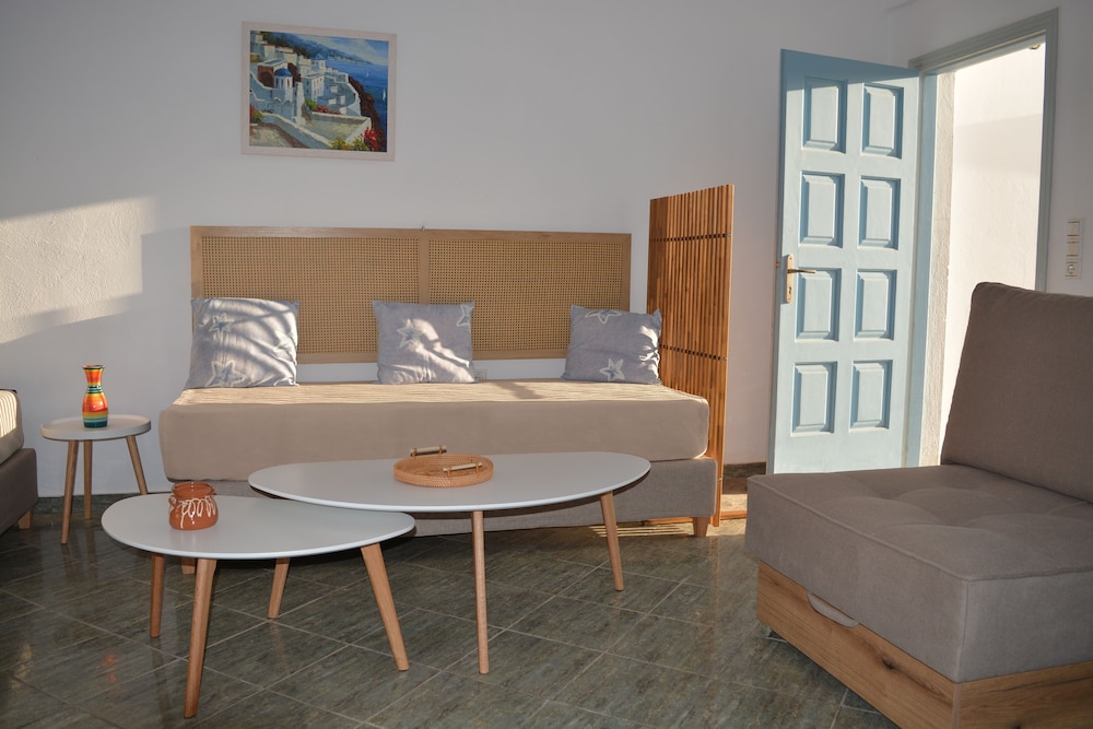 Apartment photo 3
