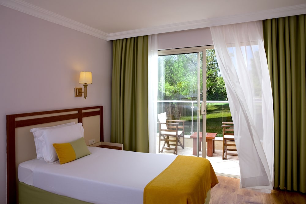 Triple Room (Large) photo 3