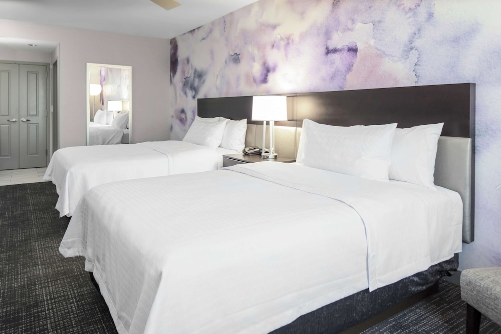 Suite, 2 Queen Beds, Accessible (Hearing) photo 3