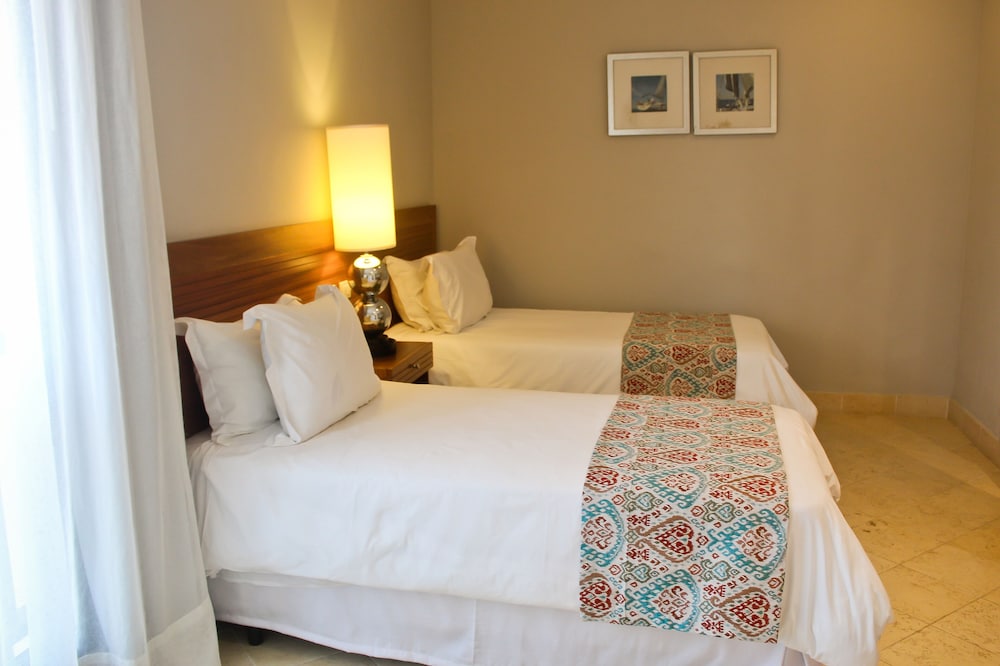 The Superior Two-Bedroom Residence, All-Inclusive photo 3