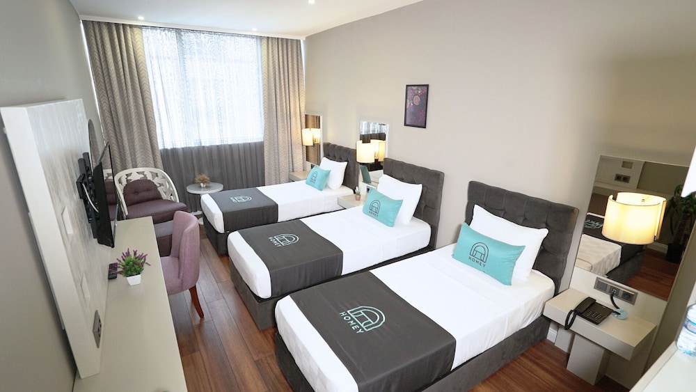 Standard Triple Room - Photo 2