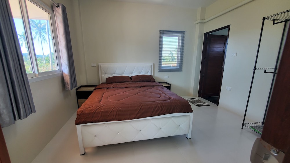 Family House photo 3