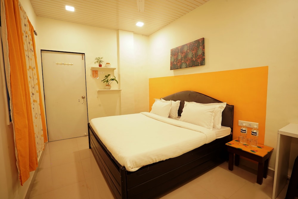 Standard Room, 1 Double Bed - Photo 5