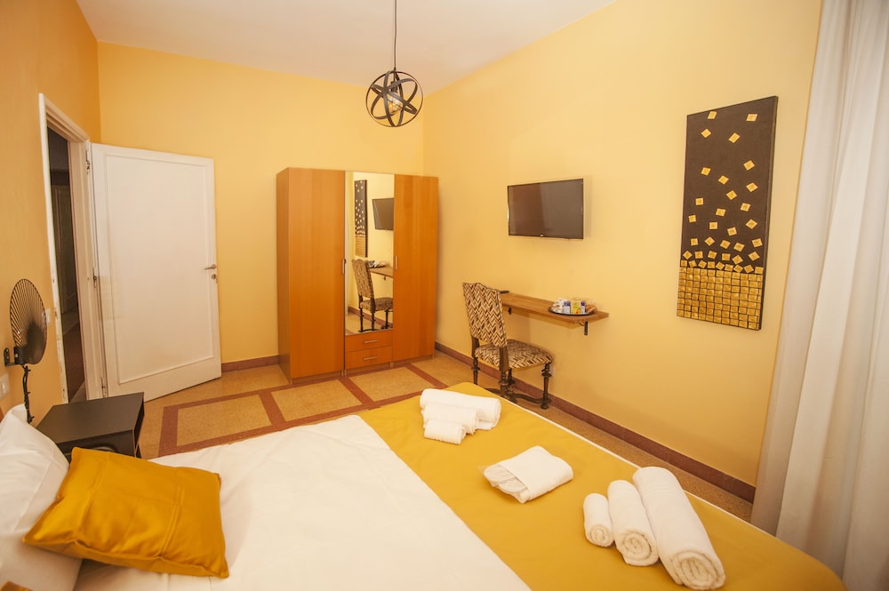 Deluxe Double Room photo 2