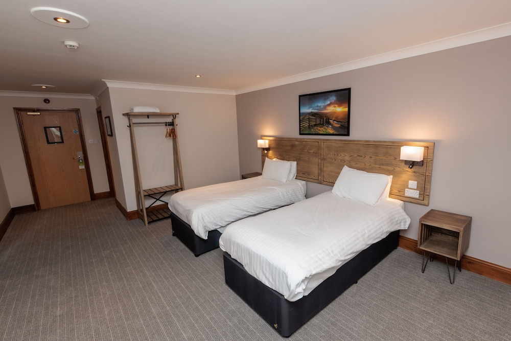 Standard Twin Room - Photo 1