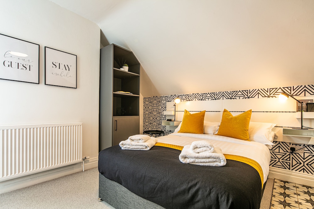 Economy Studio, 1 Bedroom, Kitchenette, Courtyard View