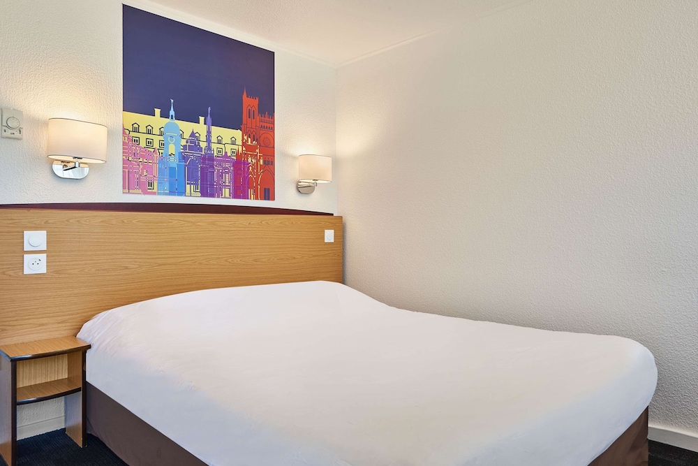 Standard Room, 1 Double Bed - Photo 1