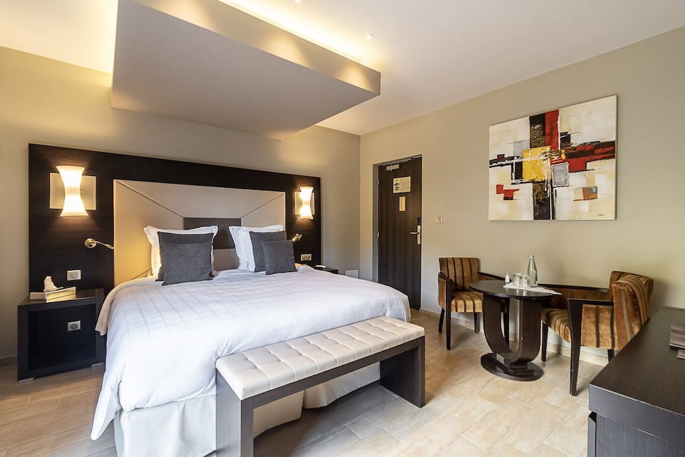 Deluxe Double Room photo 2