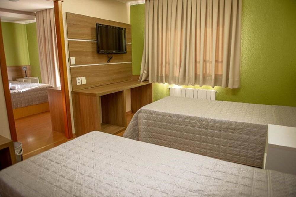 Deluxe Triple Room photo 1