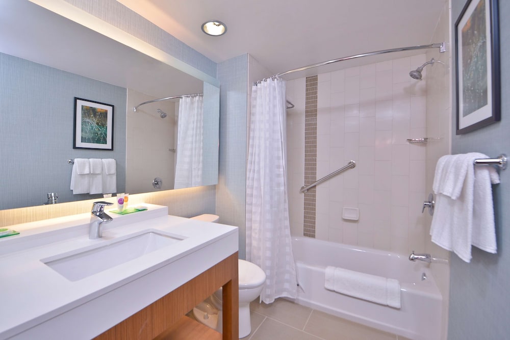 Guest Room, Room, 2 Queen Beds photo 3