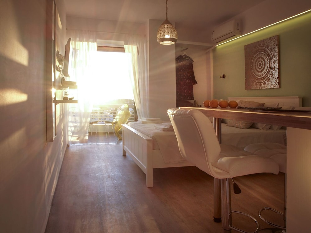Apartment photo 1