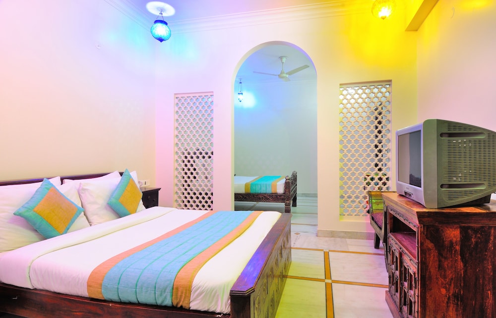 Executive Room - Photo 5