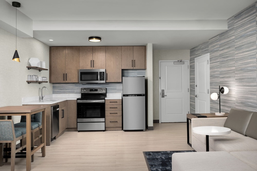 Suite, 1 Bedroom photo 3