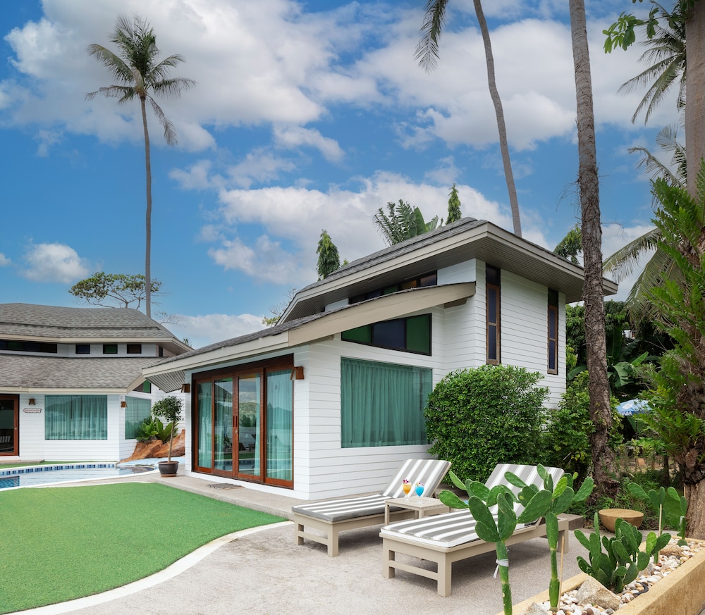 Ocean View Pool Access Villa - Photo 10
