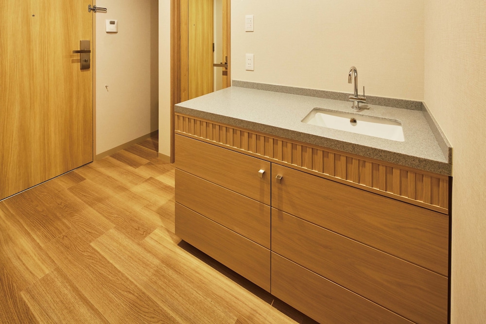 Square Quadruple Room (Square Building) photo 3