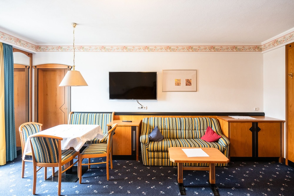 Junior Suite, Mountain View photo 3