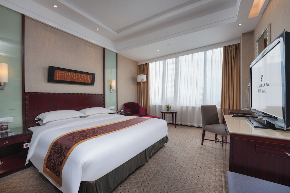 Superior Room, 1 Queen Bed photo 1